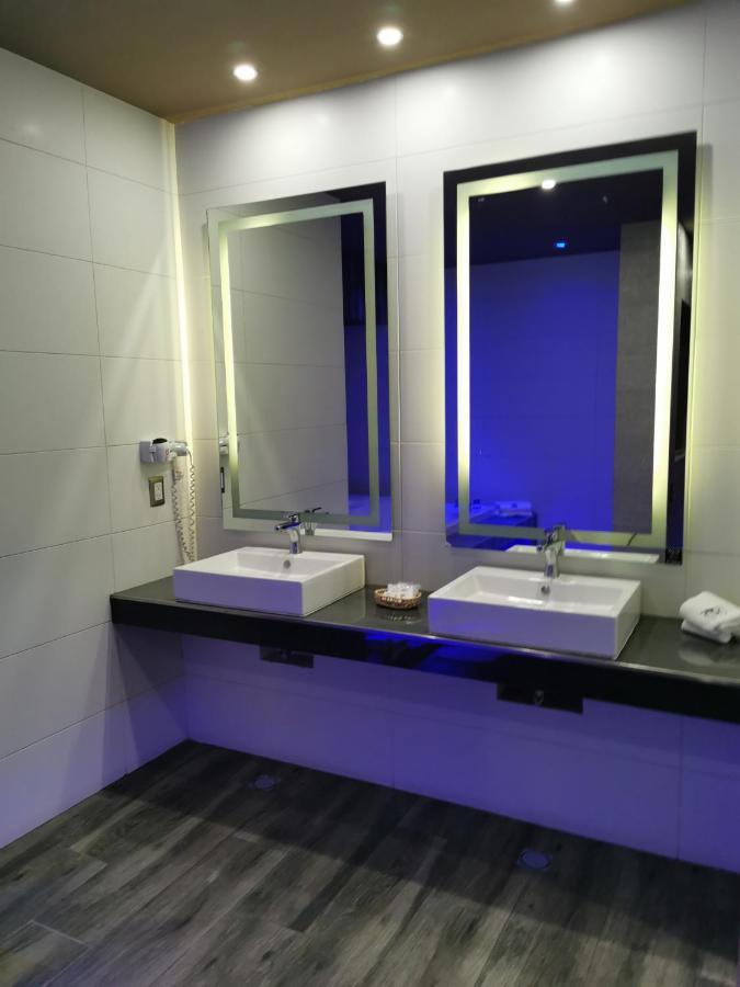 Hotel Plaza Arteaga Monterrey Kültér fotó