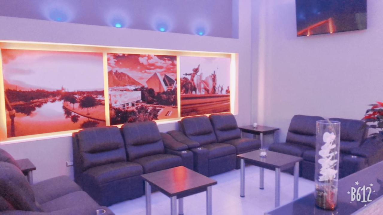 Hotel Plaza Arteaga Monterrey Kültér fotó